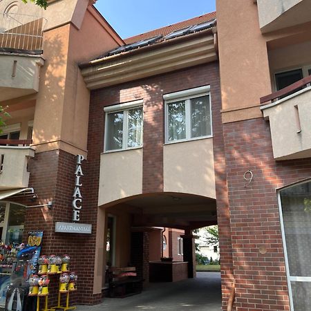 Grace Apartman ハイデゥソボスロー エクステリア 写真