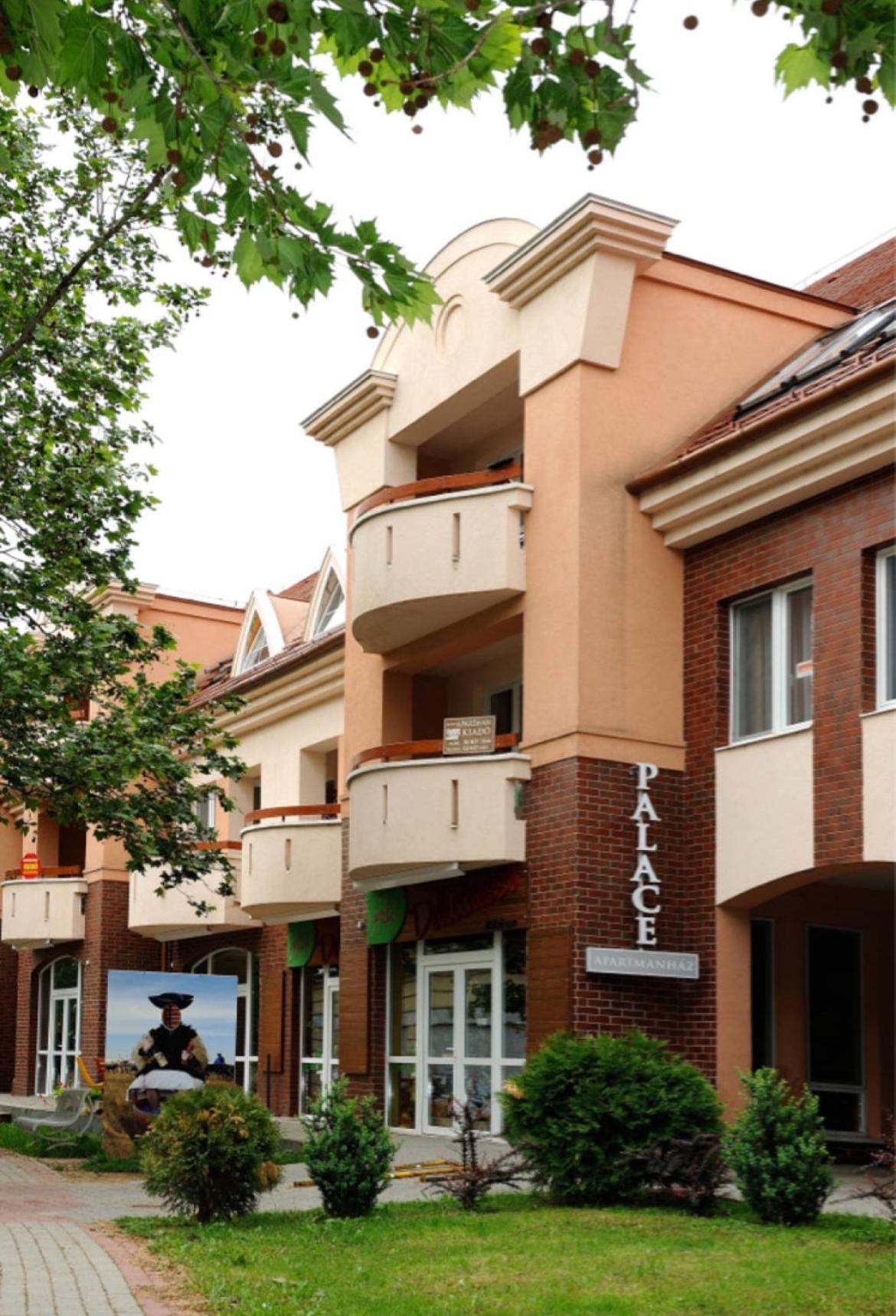Grace Apartman ハイデゥソボスロー エクステリア 写真